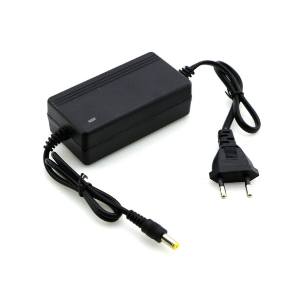 آداپتور 12 ولت 2 آمپر